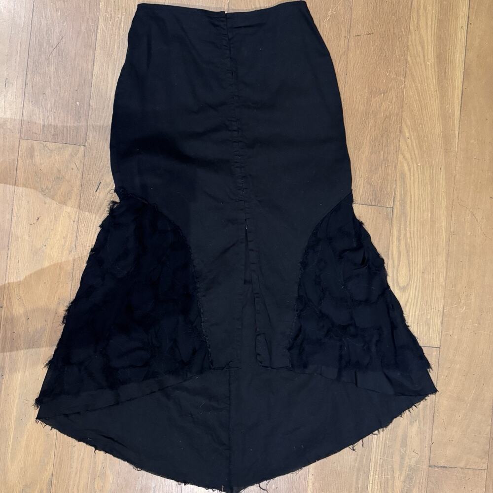 Vintage 90’s Raggy Appliqué Fishtailed Hook N Eye Skirt M